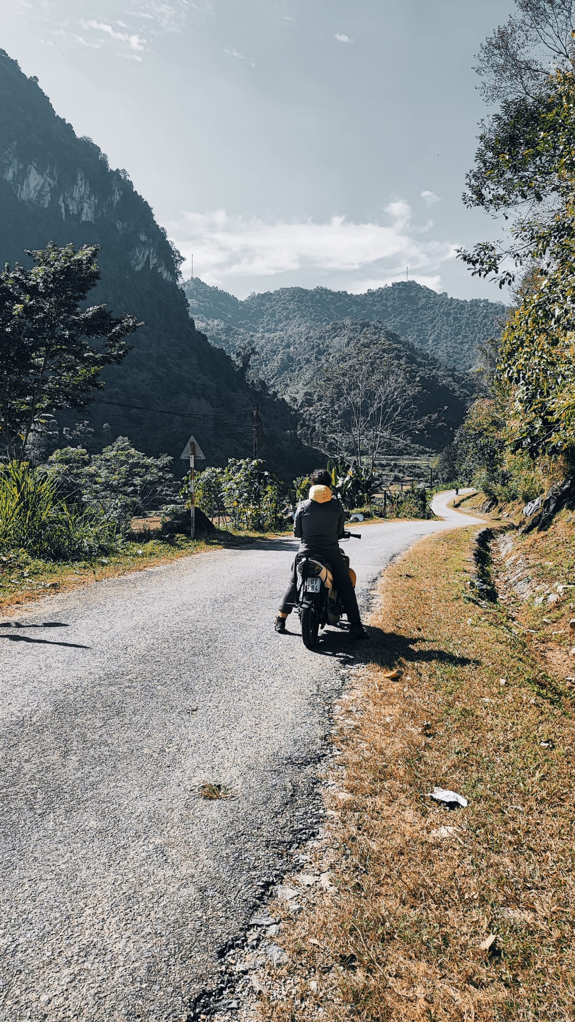 Moto bike rental in Cao Bằng