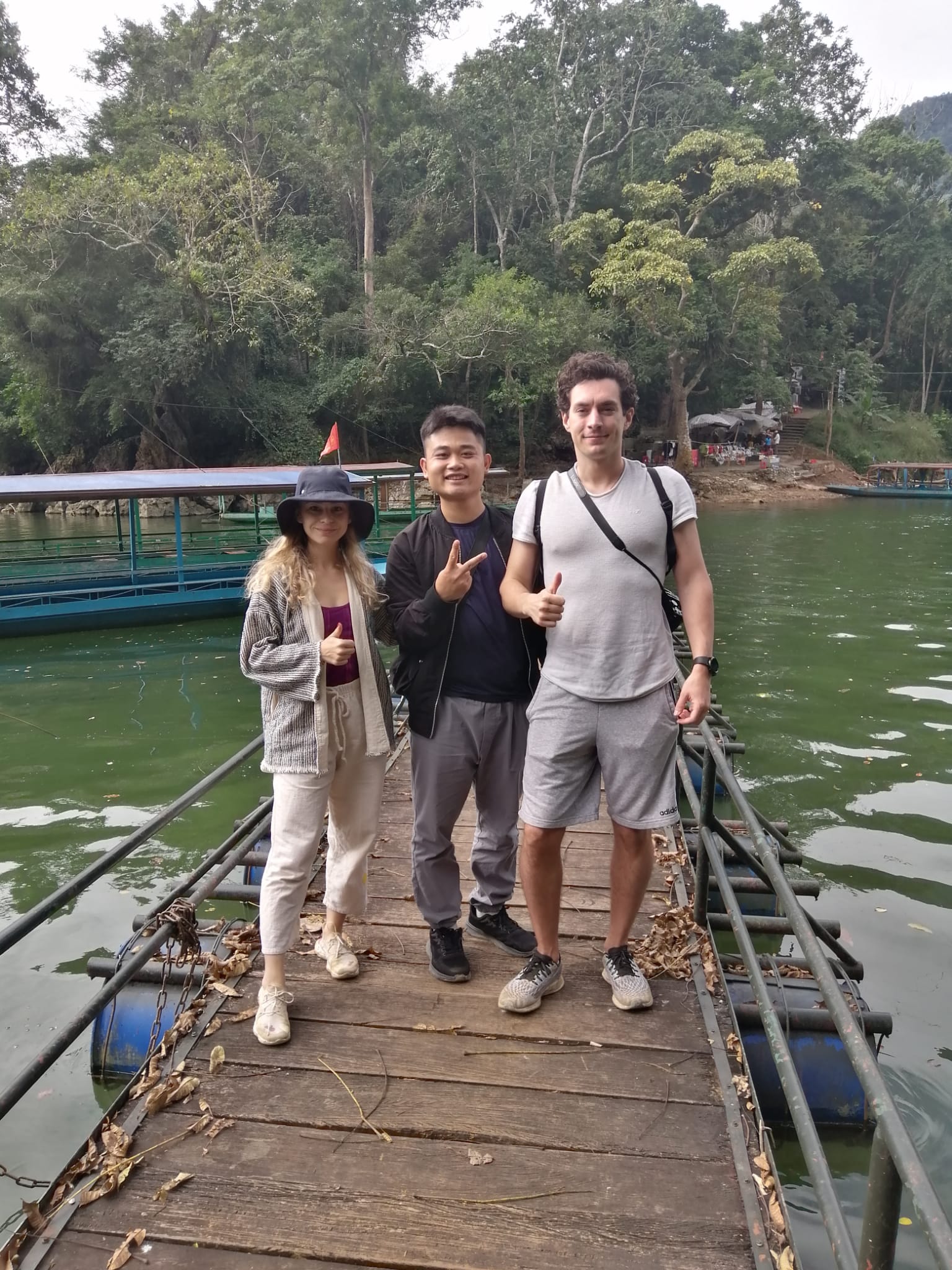 Trekking in Ba Be national park 